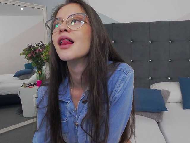 Emitiranje snimki zaslona MadieMoore