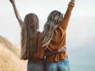 Erotski video chat mae-aine-tay