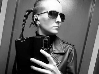 Erotski video chat Magretta_Dering