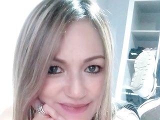 Erotski video chat MaitheMilf