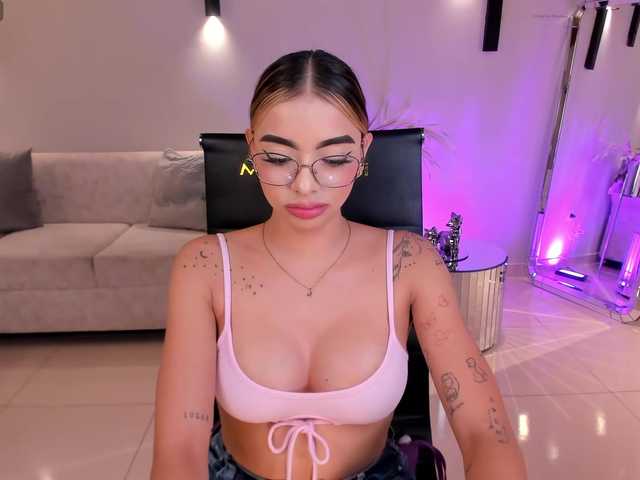 Fotografije MaraRicci We have some orgasms to have, I'm looking forward to it.♥ IG: @Mararicci__♥At goal: Make me cum + Ride dildo @remain ♥