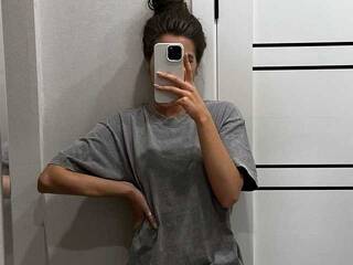 Erotski video chat Margo691