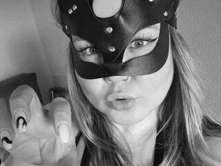 Erotski video chat MariKyri