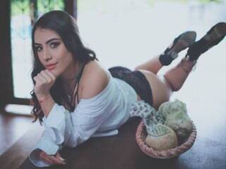 Erotski video chat Marttina