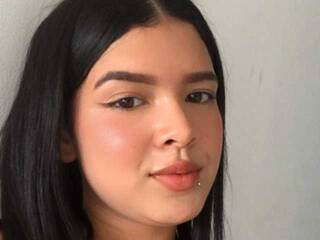 Erotski video chat MavisKiut