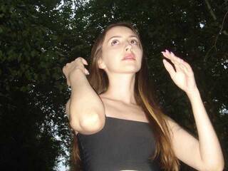 Erotski video chat May-Rose