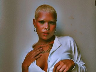 Erotski video chat Maze-silver-star