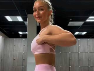 Erotski video chat VivienSabo