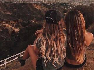 Erotski video chat MelanieAndDonna