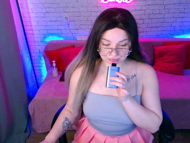 Emitiranje snimki zaslona Melissa-shy