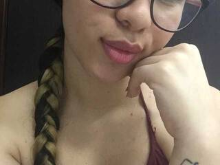 Erotski video chat Melody-adams