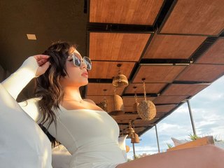 Erotski video chat MelodyRoberts