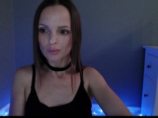 Erotski video chat Alishaaa_