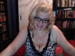 Erotski video chat Merylinxxx