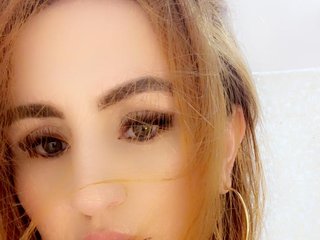 Erotski video chat mia-lourence