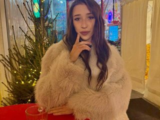 Erotski video chat Miakhaliifa