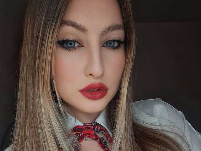 Fotografija profila Mianovikkk