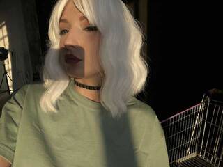 Erotski video chat Miataa