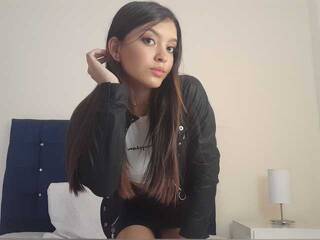 Erotski video chat MileyMartini