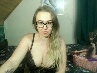 Erotski video chat MilfBerthena