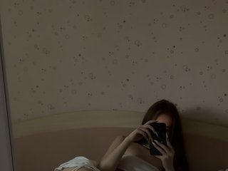 Erotski video chat MilkyBless