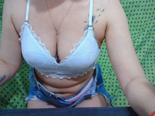 Emitiranje snimki zaslona mimisexxxa