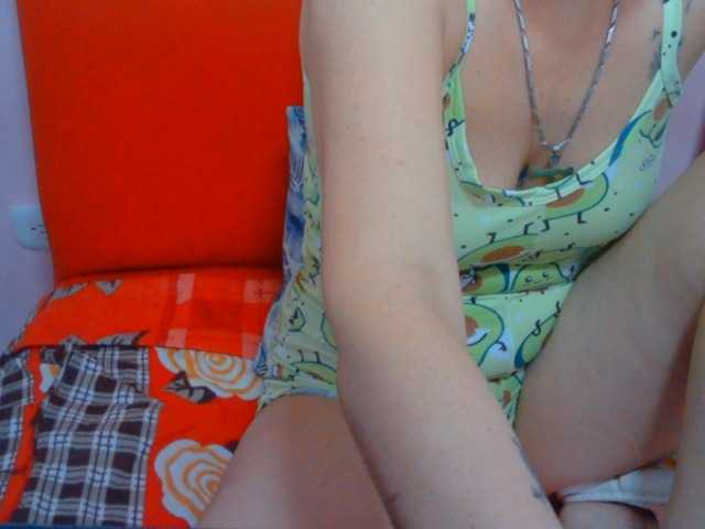 Emitiranje snimki zaslona mimisexxxa