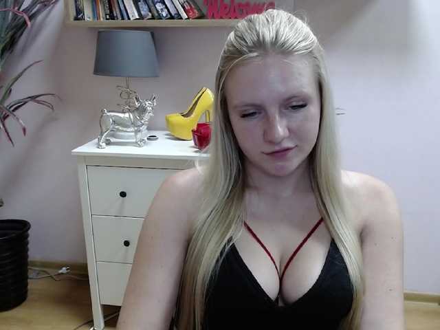 Fotografije MindyPleasure Let's have rel some fun #tease #cfnm #domina #blondie #sexy #young #joi #cei #cbt #cuckold #fetish #natural #twerk