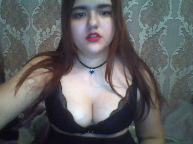 Fotografije MirandaWilss Hey guys!:) Goal- #Dance #hot #pvt #c2c #fetish #feet #roleplay Tip to add at friendlist and for requests!