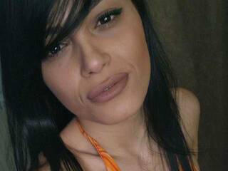 Erotski video chat Miss-Anyela