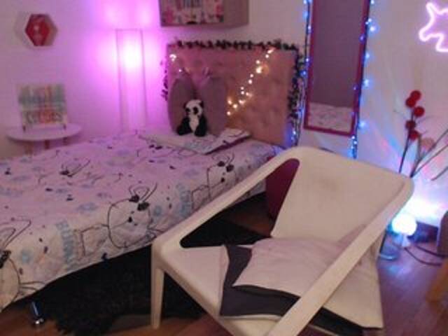 Emitiranje snimki zaslona Miss-Bonnie