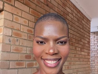 Erotski video chat Miss-Coco