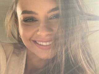 Erotski video chat Miss-Medison