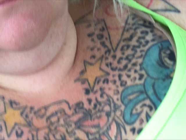 Emitiranje snimki zaslona MitziMonroe