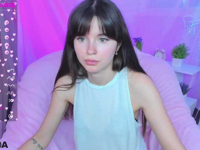 Fotografije MiyaEvans ❤️❤️❤️Hey! I am New! Ready to play with you-My goal: Get Naked/2222 tokens/❤️❤️❤️ #new #feet #18 #natural #brunette [none]