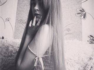 Erotski video chat MolliMow