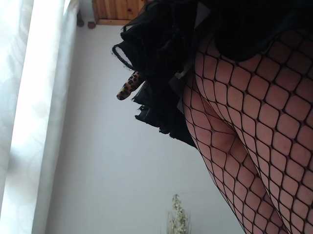 Fotografije mollyhank happy hallowen my sweet's boys, welcome an get fun with me #spit #blowjob #twerking #bigass #squir : 113 take clothes off and fingering pussy