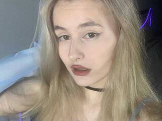 Erotski video chat MollyToads