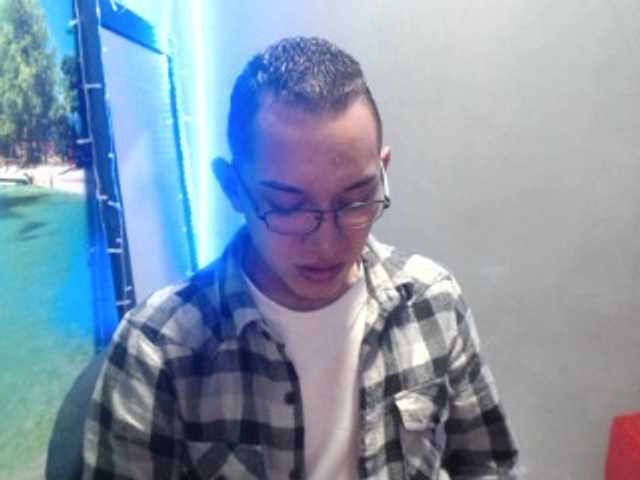 Emitiranje snimki zaslona MommysPervers