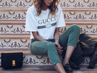 Erotski video chat MonicaGucci