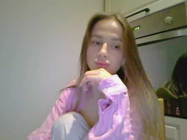 Emitiranje snimki zaslona monikaXRoses