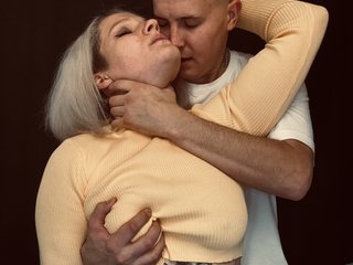 Erotski video chat MrMrsRight