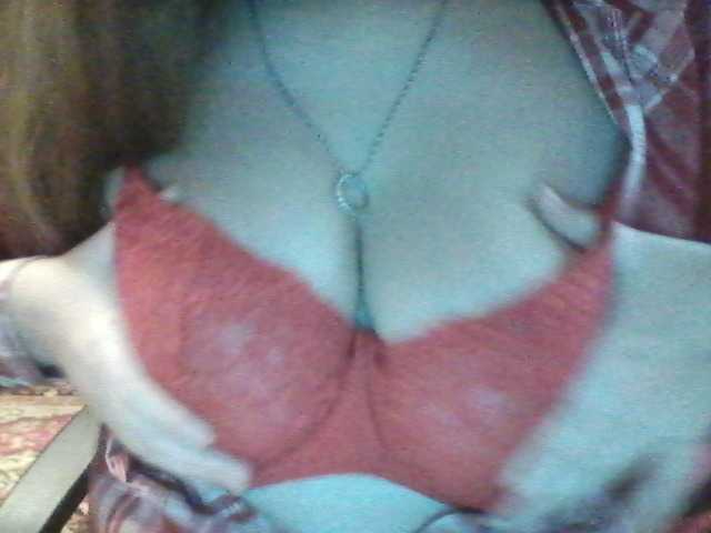 Fotografije Limonadka Who want see my sexy tits? 30 tokens!