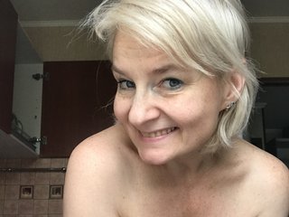 Erotski video chat NadinKeddo