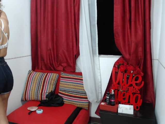 Emitiranje snimki zaslona NAHOMYWILL