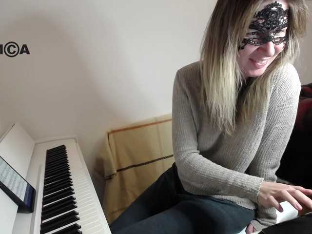 Emitiranje snimki zaslona PianoGirl