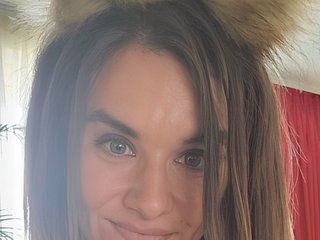 Erotski video chat Nanny-Lora