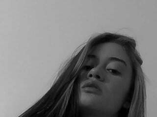 Erotski video chat Naomi-Carly