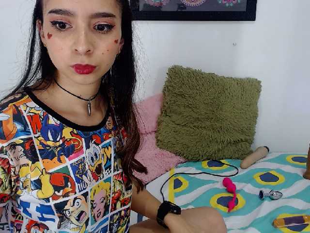 Fotografije natural_mia Hey!!! GOODMORNING ... My pussy need vibes for ride my bigtoy/pvt OPEN #lovense #lush on. #teen #young #latina #anal
