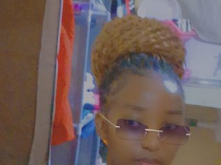 Erotski video chat Flirty_cole